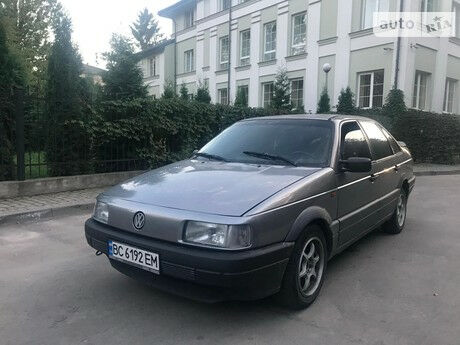 Volkswagen Passat B3 1989 года