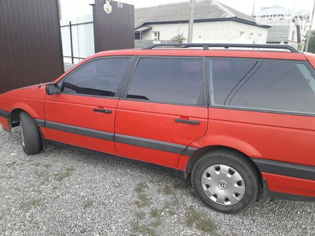 Фольксваген Пассат Б3 1992 року Volkswagen Passat B3 1992 року