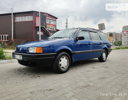 Volkswagen Passat B3 1988 года