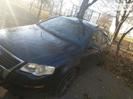 Фольксваген Пассат Б6 2005 року Volkswagen Passat B6 2005 року