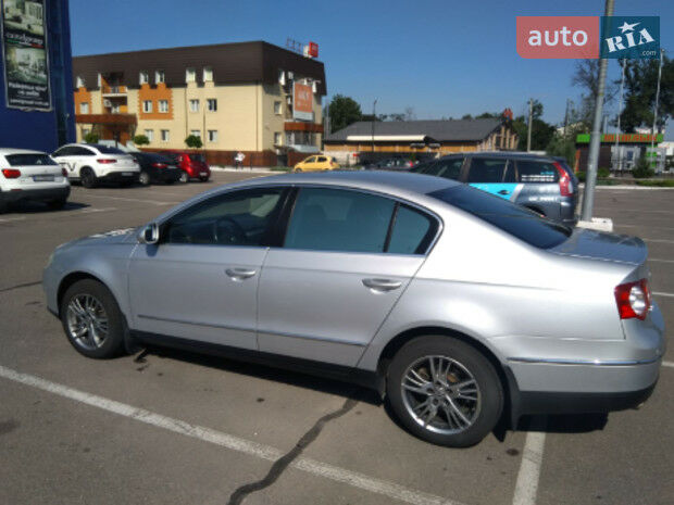 Volkswagen Passat B6 2008 року