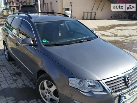 Фольксваген Пассат Б6 2006 року Volkswagen Passat B6 2006 року