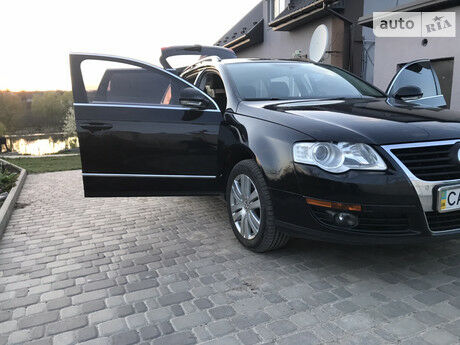 Фольксваген Пассат Б6 2010 року Volkswagen Passat B6 2010 року