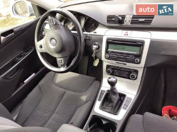 Volkswagen Passat B6 2010 года