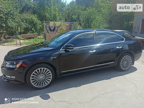 Volkswagen Passat B7 2013 року