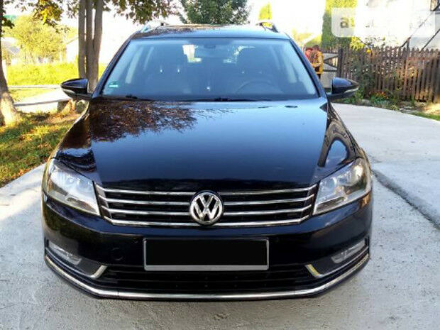 Volkswagen Passat B7 2011 року