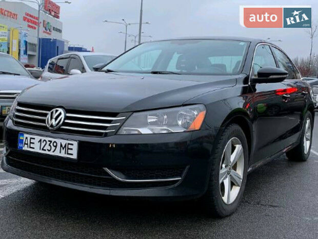 Volkswagen Passat B7 2012 года