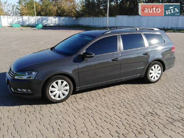 Volkswagen Passat B7 2011 года