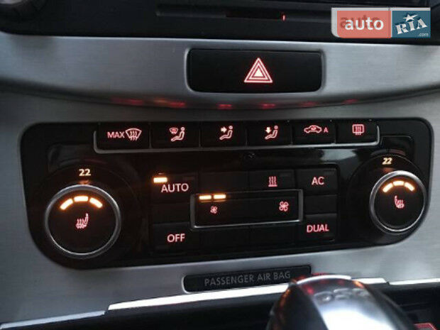 Volkswagen Passat B7 2011 года