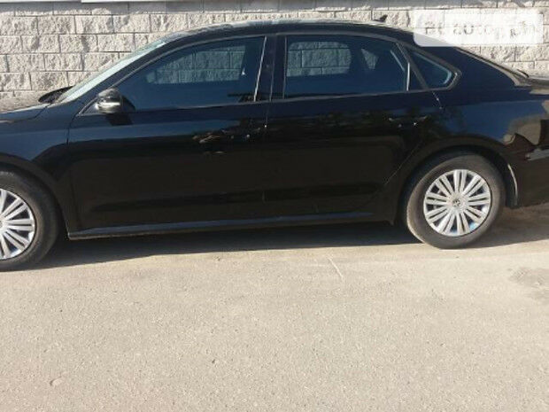 Volkswagen Passat B7 2013 года