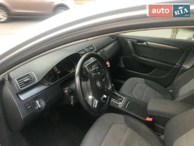 Volkswagen Passat B7 2014 року