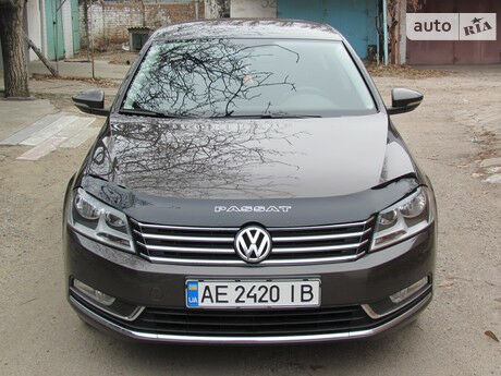 Фольксваген Пассат Б7 2012 року Volkswagen Passat B7 2012 року