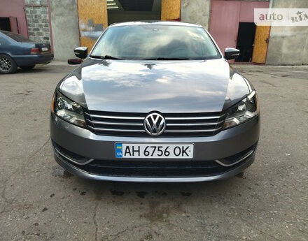 Volkswagen Passat B7 2013 року