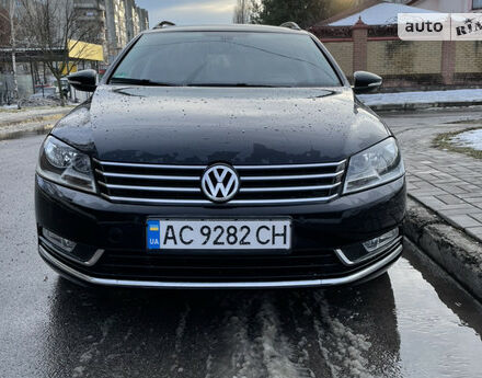 Volkswagen Passat B7 2013 року