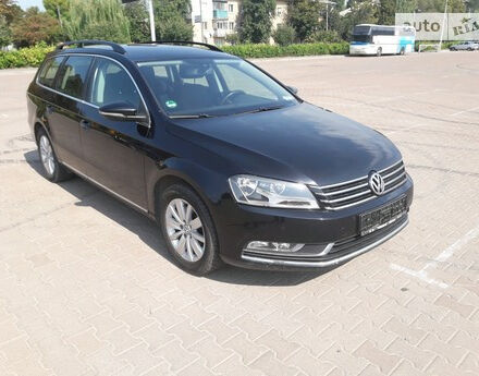 Volkswagen Passat B7 2011 року