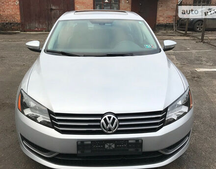 Volkswagen Passat B7 2012 года