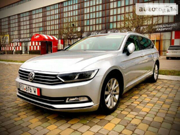 Volkswagen Passat B8 2015 года