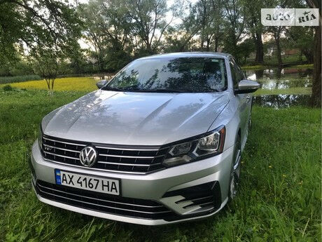 Volkswagen Passat B8 2016 року