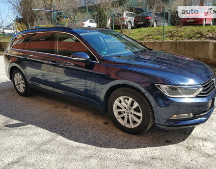 Volkswagen Passat B8 2016 года