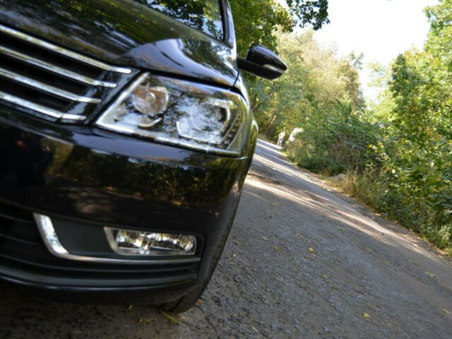 Volkswagen Passat 2013 року