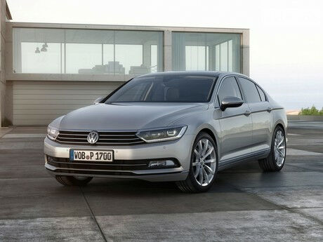 Volkswagen Passat 2012 року