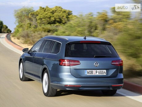 Фольксваген Пассат 1991 року Volkswagen Passat 1991 року