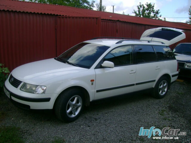 Volkswagen Passat 1998 року