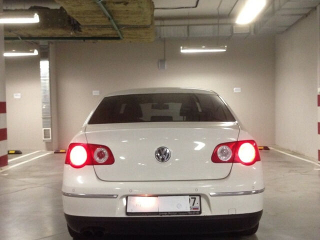 Volkswagen Passat 2009 року