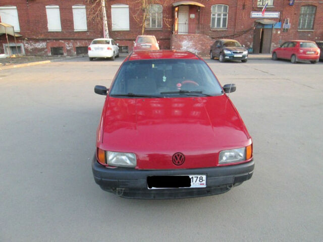 Volkswagen Passat 1989 року