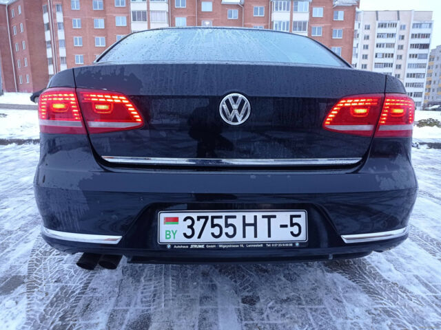 Volkswagen Passat 2012 року