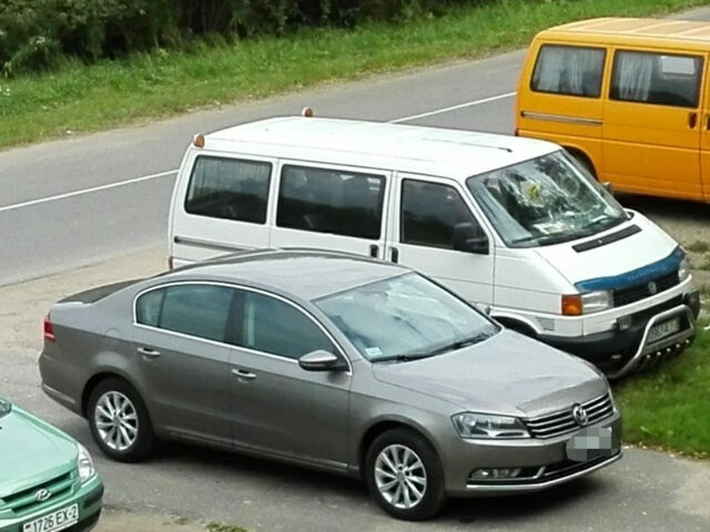 Volkswagen Passat 2011 года