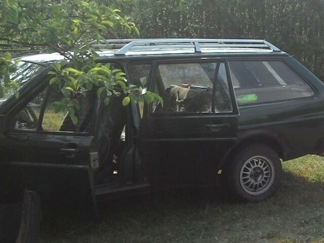 Volkswagen Passat 1987 року