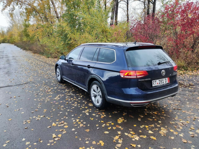 Volkswagen Passat 2019 року