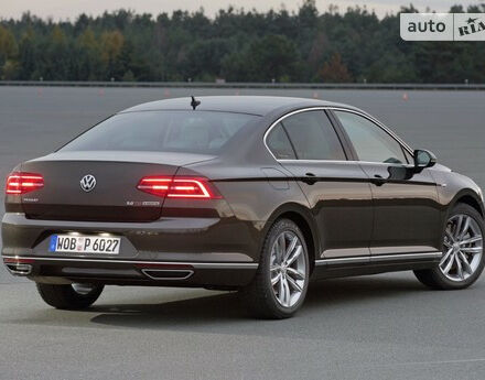 Volkswagen Passat 2006 року