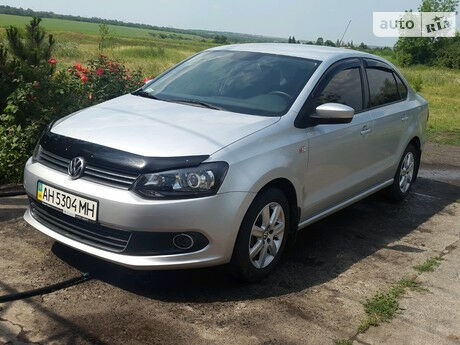 Volkswagen Polo 2011 року