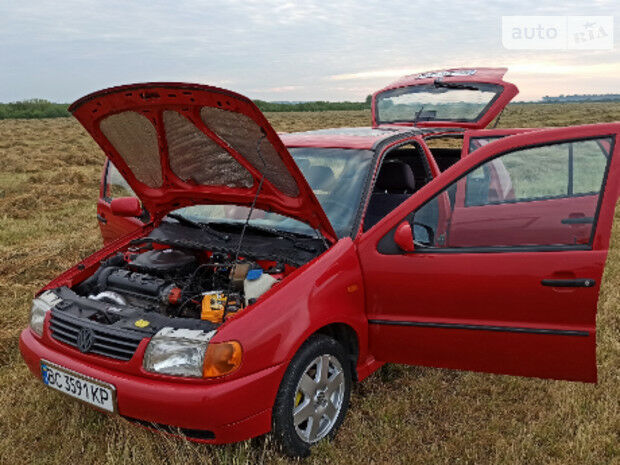 Volkswagen Polo 1994 року