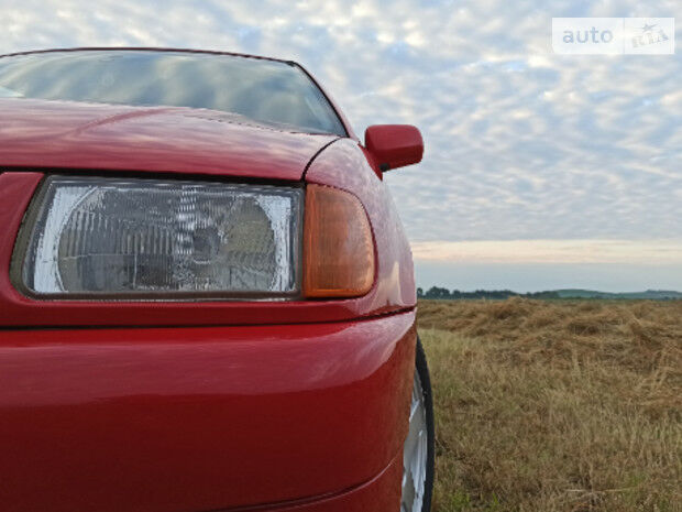 Volkswagen Polo 1994 года