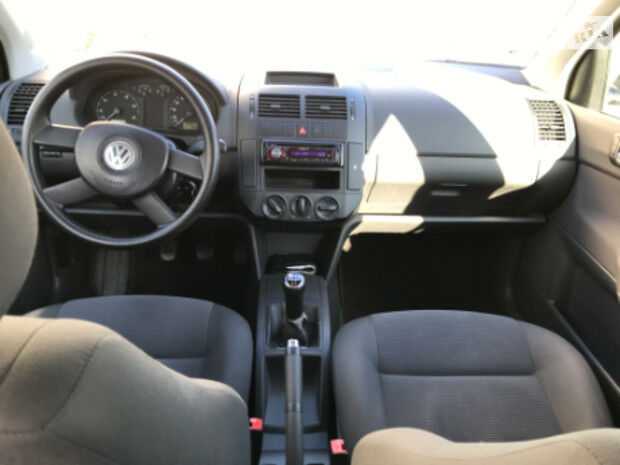 Volkswagen Polo 2002 року