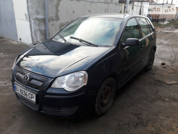 Volkswagen Polo 2004 року