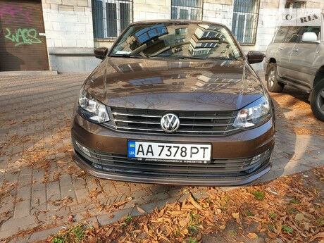 Volkswagen Polo 2017 року