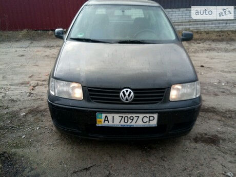 Volkswagen Polo 2001 року