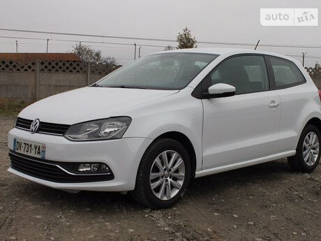 Volkswagen Polo 2015 року