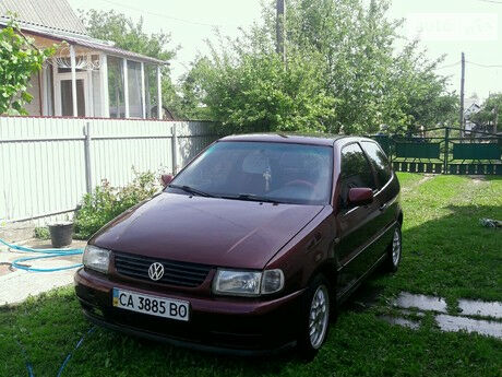 Volkswagen Polo 1998 року