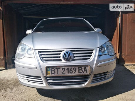 Volkswagen Polo 2007 року