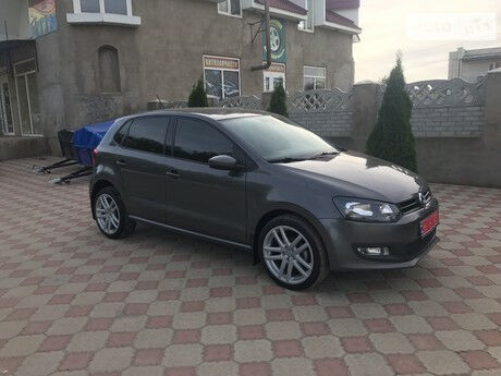 Volkswagen Polo 2011 року