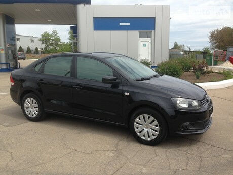 Volkswagen Polo 2011 року