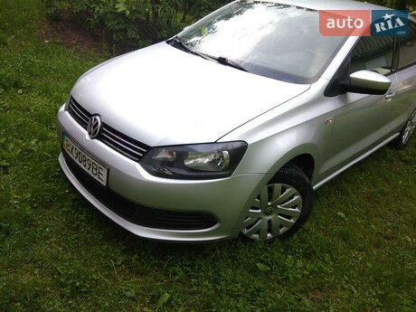 Volkswagen Polo 2011 року