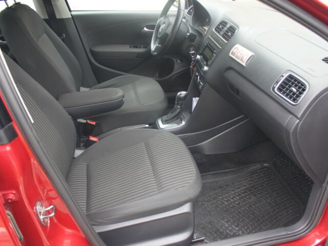 Volkswagen Polo 2012 года