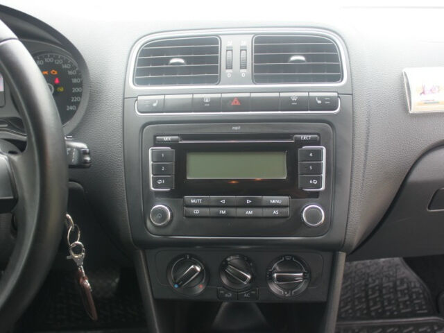 Volkswagen Polo 2012 года