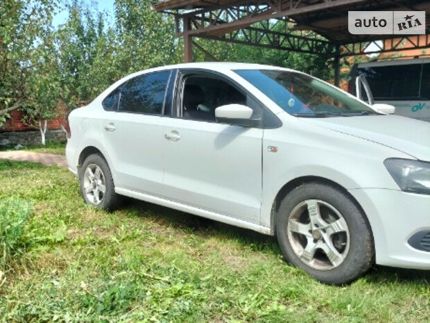 Volkswagen Polo 2011 года